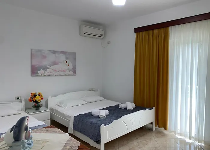 Kafe Hotel Lukovë