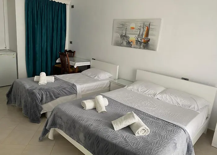 Kafe Hotel Lukovë