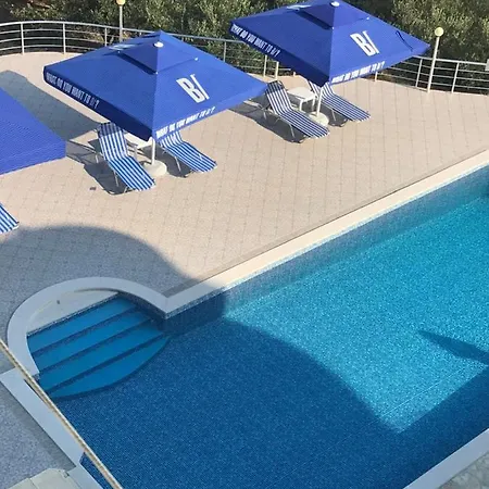 Kafe Otel