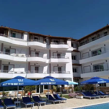 Kafe Otel Lukovë