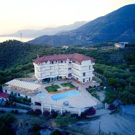 Kafe Lukovë